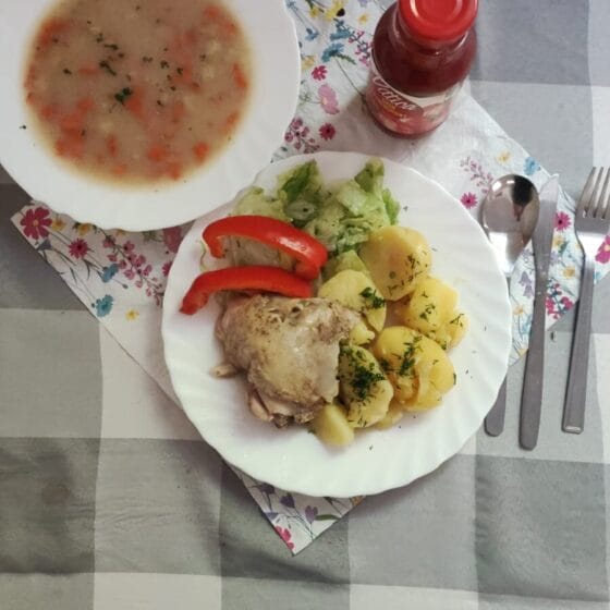 Czwartek 08.05.2025 r.: Obiad