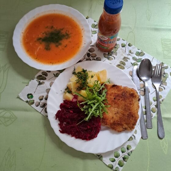 Piątek 23.05.2025 r.: Obiad