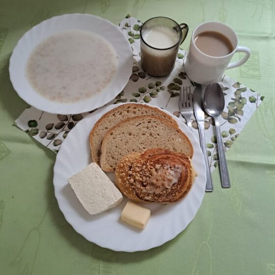 Piątek 23.05.2025 r.: Śniadanie