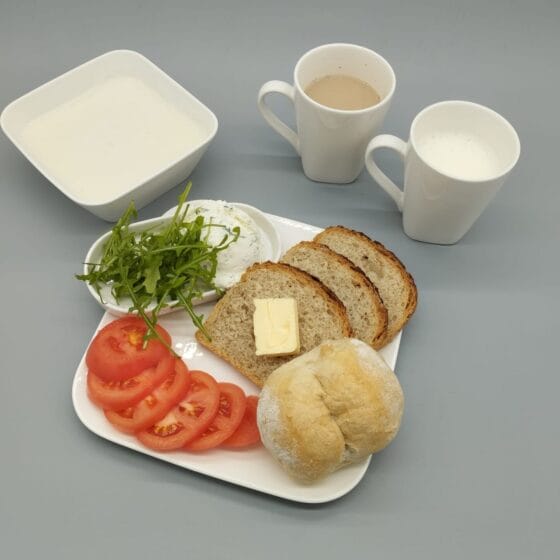 Piątek 7.11.2025 r.: Śniadanie