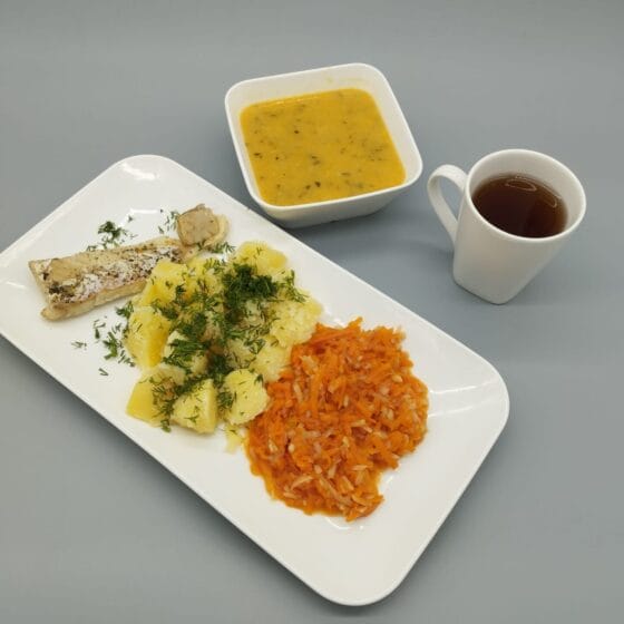 Piątek 7.11.2025 r.: Obiad