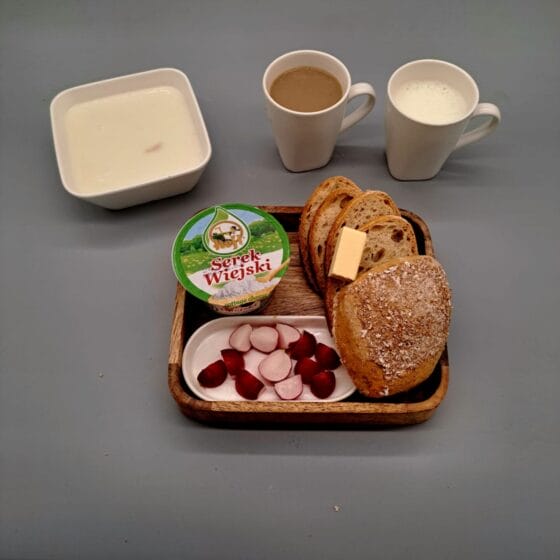 Czwartek 20.11.2025 r.: Śniadanie