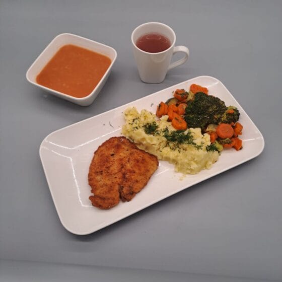 Poniedziałek 24.11.2025 r.: Obiad