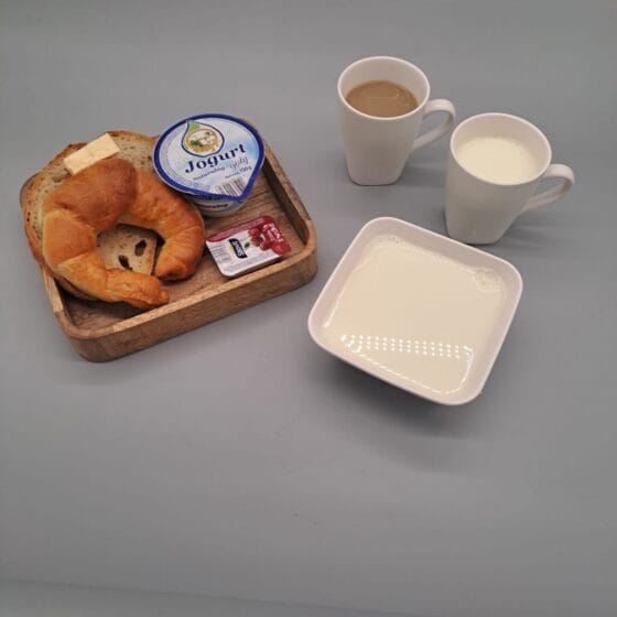 Wtorek 25.11.2025 r.: Śniadanie