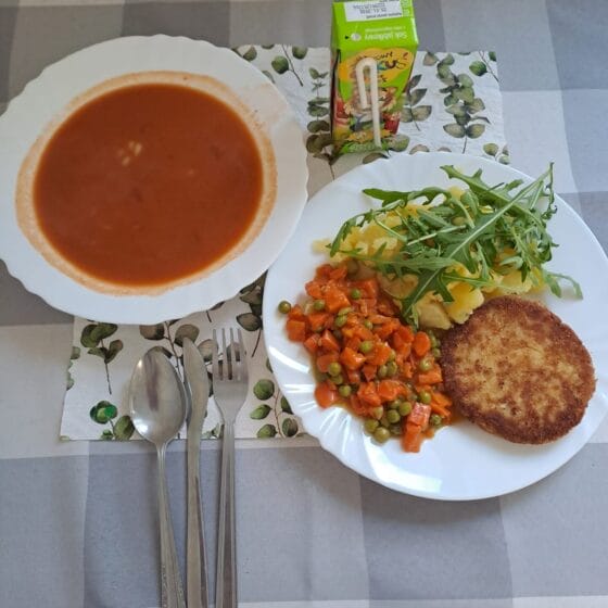 Piątek 04.04.2025 r.: Obiad