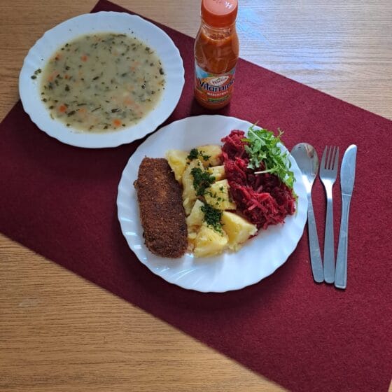 Poniedziałek 13.10.2025 r.: Obiad