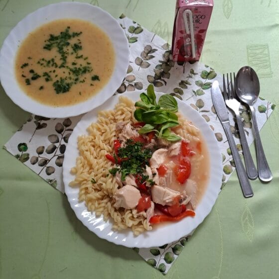 Piątek 30.05.2025 r.: Obiad