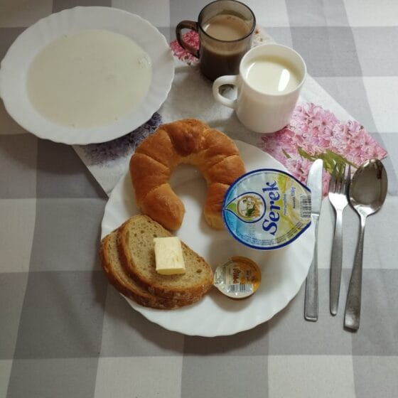 Czwartek 17.07.2025 r.: Śniadanie