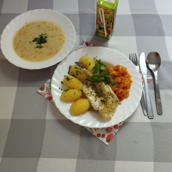 Piątek 08.08.2025 r.: Obiad