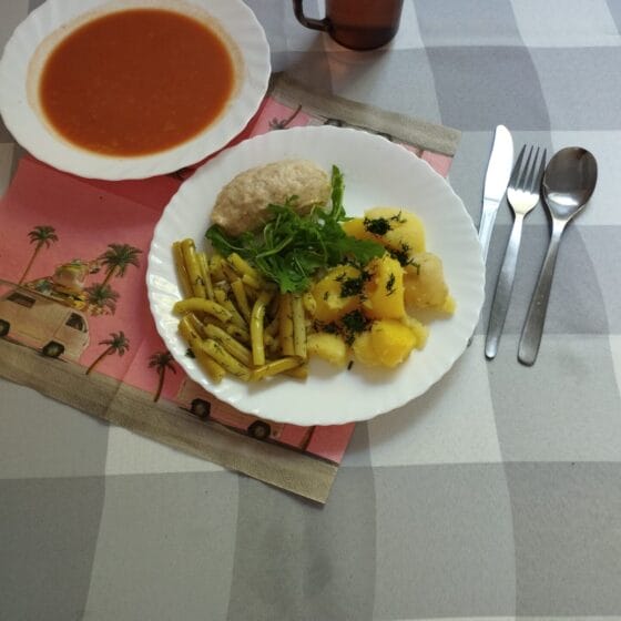 Wtorek 12.08.2025 r.: Obiad