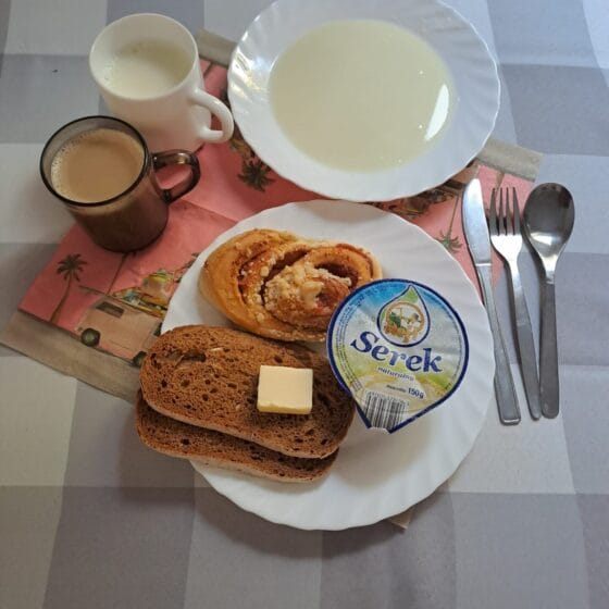 Czwartek 14.08.2025 r.: Śniadanie