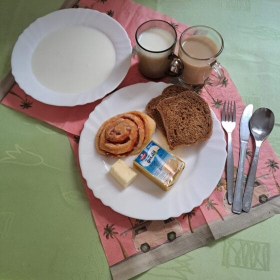 Piątek 29.08.2025 r.: Śniadanie