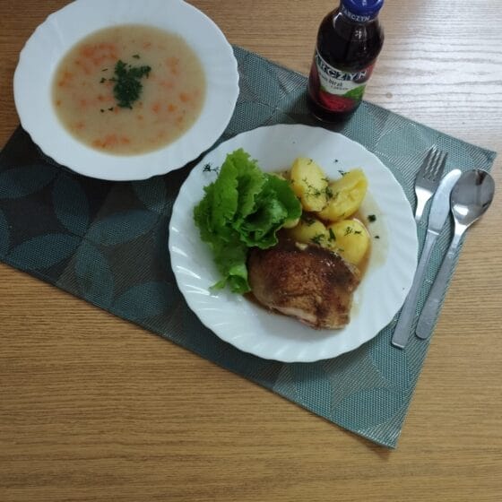 Czwartek 18.09.2025 r.: Obiad