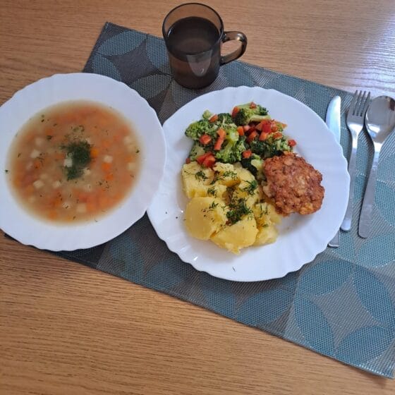 Poniedziałek 22.09.2025 r.: Obiad