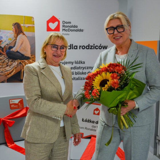 Przekazanie łóżek dla Klinicznego Oddziału Pediatrii
