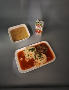 Dieta z ograniczeniem węglowodanów prostych - obiad - 20.11.2025r.